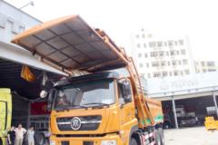 中国重汽 斯太尔D7B重卡 340马力 6X4 5.6米自卸车(ZZ5253ZLJN3841E1NB)
