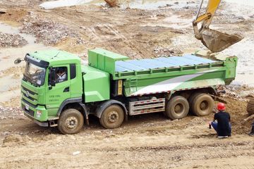 ���ǵ�T10ZT 31T 8X4 5.6�״��綯��ж��435kWhͼƬ