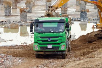 ���ǵ�T10ZT 31T 8X4 5.6�״��綯��ж��435kWhͼƬ