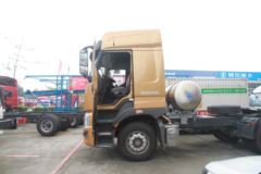 东风柳汽 乘龙H7重卡 430马力 6X4 LNG牵引车(LZ4250M5DB)