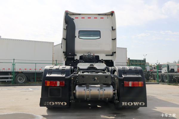 优惠0.4万 咸阳市HOWO T7H牵引车火热促销中