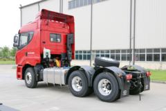 华菱 汉马H9重卡 420马力 6X4危险品牵引车(HN4255A48C4M5)