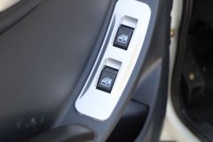 凯马 锐航X3 102马力 2.7米双排栏板微卡(KMC1043H31S5)