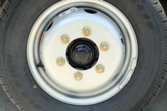 凯马 锐菱 1.3L 87马力 汽油 3.3米单排栏板微卡(KMC1033Q28D5)