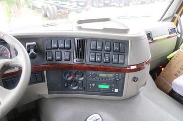 ���� N8C�ؿ� ������ 400���� 8X4 8.4����ж��(CGC3310D5EDKD)ͼƬ