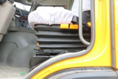 大运 N8C重卡 重载型 400马力 8X4 8.4米自卸车(CGC3310D5EDKD)