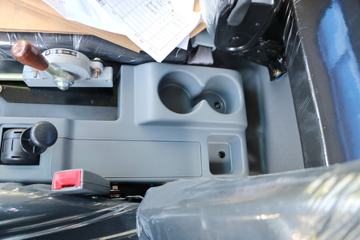 ���� ����GM6 143���� 4X2 3.71����ж��ͼƬ