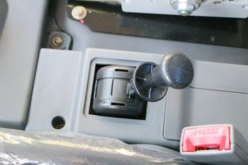 ���� ����GM6 143���� 4X2 3.71����ж��ͼƬ