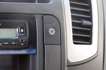 ���� ����GM6 143���� 4X2 3.71����ж��ͼƬ