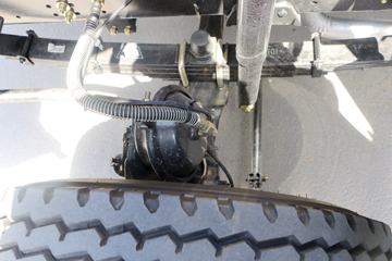 ���� ����GM6 143���� 4X2 3.71����ж��ͼƬ