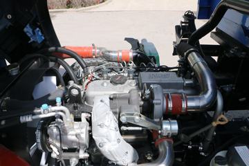 ���� ����GM6 143���� 4X2 3.71����ж��ͼƬ