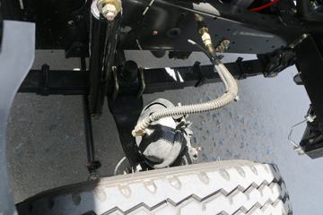 ���� ����GM6 143���� 4X2 3.71����ж��ͼƬ