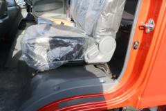 凯马 凯捷M6 129马力 3.83米排半栏板轻卡(KMC1046A33P5)