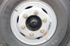 凯马 凯捷M6 129马力 3.83米排半栏板轻卡(KMC1046A33P5)