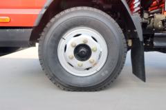 凯马 凯捷M6 129马力 3.83米排半栏板轻卡(KMC1046A33P5)