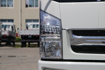 ���� K8������ 95���� 4.2�׵��������Ῠ(KMC1042A33D5)ͼƬ