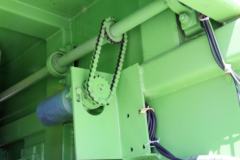 上汽红岩 新金刚M500 336马力 8X4 5.6米渣土自卸车(CQ3316HTWG276)