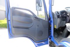 凯马 凯捷M6 143马力 5.33米排半栏板载货车(KMC1102A42P5) 凯马 凯捷M6 143马力 5.33米排半栏板载货车(KMC1102A42P5)