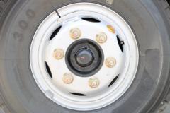 凯马 凯捷M6 143马力 5.33米排半栏板载货车(KMC1102A42P5) 凯马 凯捷M6 143马力 5.33米排半栏板载货车(KMC1102A42P5)