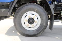 凯马 凯捷M6 143马力 5.33米排半栏板载货车(KMC1102A42P5) 凯马 凯捷M6 143马力 5.33米排半栏板载货车(KMC1102A42P5)