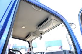 瑞沃ES3&nbsp;载货车驾驶室                                               图片