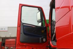 中国重汽 HOWO T7H重卡 540马力 6X4牵引车(3.7速比)(ZZ4257W324HE1B)