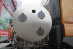 东风柳汽 乘龙H7重卡 430马力 6X4 LNG牵引车(LZ4250M5DB)