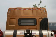 东风柳汽 乘龙H7重卡 430马力 6X4 LNG牵引车(LZ4250M5DB)