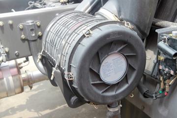 �������� ����H5�п� 220���� 4X2 6.8�ײ�դʽ�ػ���(�߶�˫��)(LZ5182CCYM3AB)ͼƬ