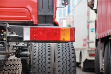 �������� ����H5�п� 220���� 4X2 6.8�ײ�դʽ�ػ���(�߶�˫��)(LZ5182CCYM3AB)ͼƬ