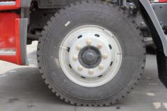 东风柳汽 乘龙H5中卡 220马力 4X2 6.8米仓栅式载货车(高顶双卧)(LZ5182CCYM3AB)