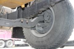 东风柳汽 乘龙H5中卡 220马力 4X2 6.8米仓栅式载货车(高顶双卧)(LZ5182CCYM3AB)