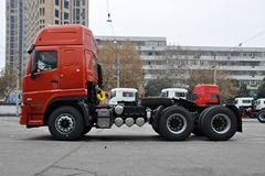 东风专底 420马力 6X4 牵引车(EQ4250GD5D)