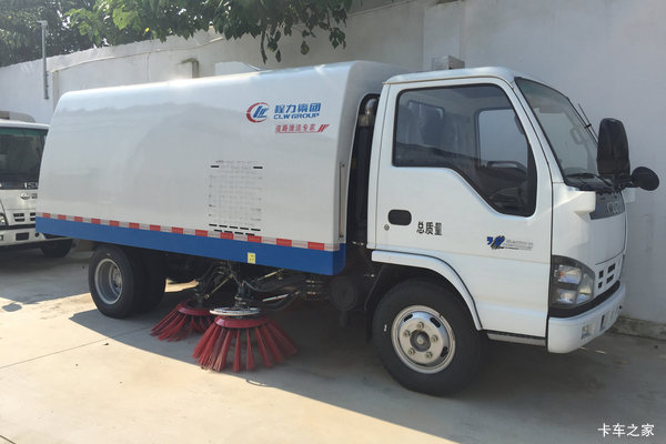 庆铃底盘 扫路车