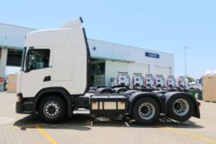 斯堪尼亚 新G系列重卡 450马力 6X2R牵引车(型号G450)