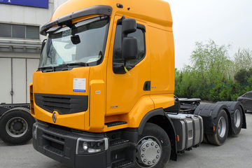 雷诺 Premium系列重卡 380马力 6X2R 牵引车