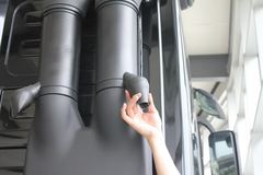 奔驰 Actros重卡 440马力 6X2R 牵引车(型号2644)