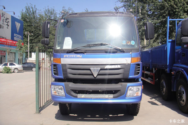 福田 欧曼CTX 6系重卡 315马力 8X4 9.5米仓栅式载货车(BJ5317VPPJJ-2)