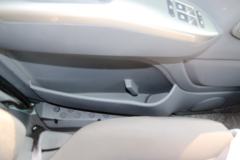 福田 欧航R系 170马力 7.8米厢式载货车(BJ5166XXY-A5)