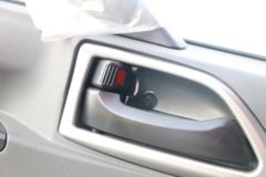 飞碟奥驰 V6系列 170马力 4.17米单排仓栅式轻卡(10挡)(FD5043CCYW63K5-1)