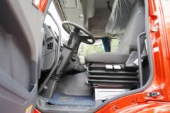 一汽解放 新J6P重卡 质惠运煤版 新北方款 370马力 6X4牵引车(CA4250P66K2T1E5)