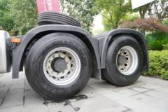 一汽解放 新J6P重卡 质惠运煤版 新北方款 370马力 6X4牵引车(CA4250P66K2T1E5)