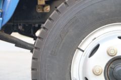 飞碟奥驰 X3系列 129马力 4X2 5.26米自卸车