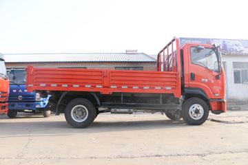 奥驰X系&nbsp;载货车外观                                                图片