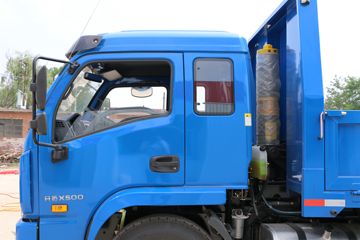 Ծ�� ����X500 ������ 140���� 4X2 6.5����ж��(SH3162VPDCWW4)ͼƬ