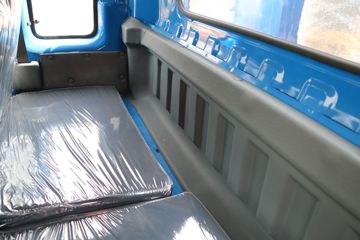 Ծ�� ����X500 ������ 140���� 4X2 6.5����ж��(SH3162VPDCWW4)ͼƬ