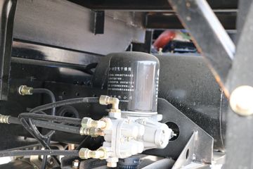 Ծ�� ����X500 ������ 140���� 4X2 6.5����ж��(SH3162VPDCWW4)ͼƬ