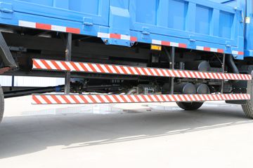 Ծ�� ����X500 ������ 140���� 4X2 6.5����ж��(SH3162VPDCWW4)ͼƬ