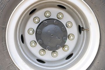 Ծ�� ����X500 ������ 140���� 4X2 6.5����ж��(SH3162VPDCWW4)ͼƬ