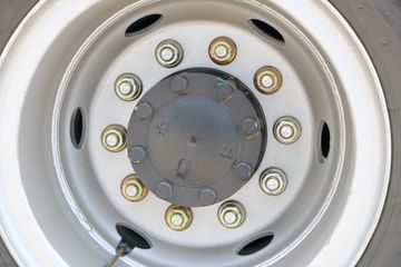 Ծ�� ����X500 ������ 140���� 4X2 6.5����ж��(SH3162VPDCWW4)ͼƬ